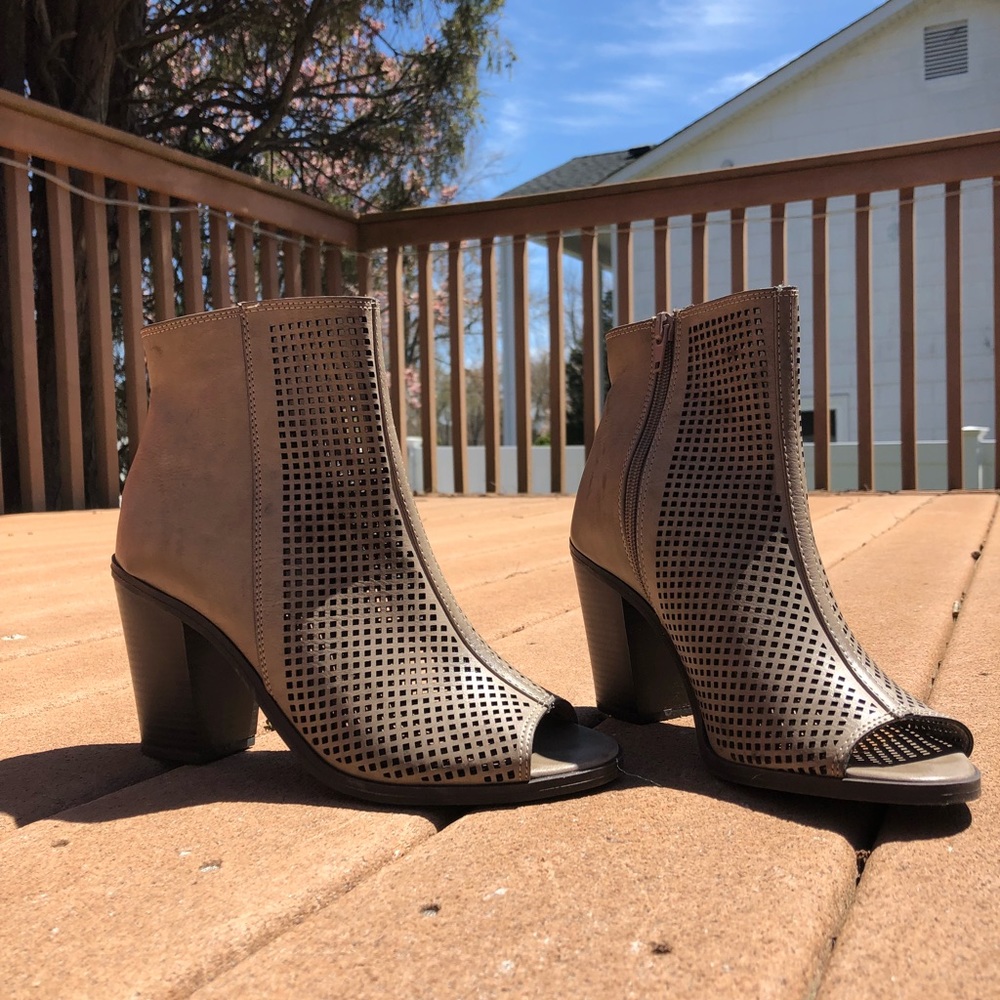 Soda Open Toe Heel